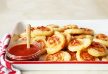 LUNCH IDEAS FOR KIDS: Irresistible Puff Pastry Pinwheels Recipe